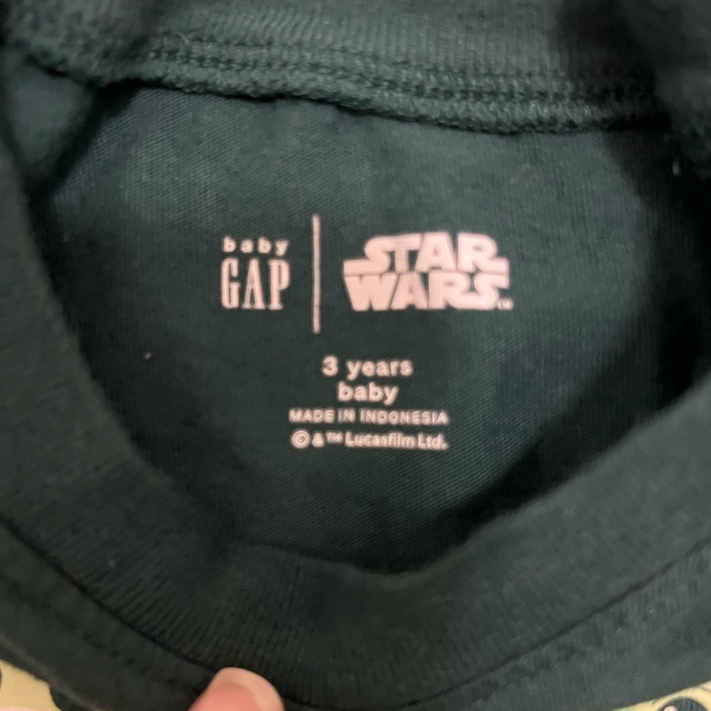 GAP Gray Baseball Dog Kids T-Shirt and Star Wars gap shirt - Picture 4 of 5